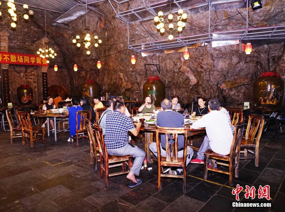 18岁流白浆原因-生理现象还是需要治疗-荟 示例图 - 说明文字