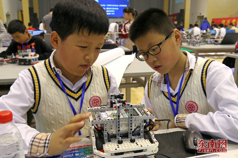 18岁流白浆原因-生理现象还是需要治疗-荟 示例图 - 说明文字