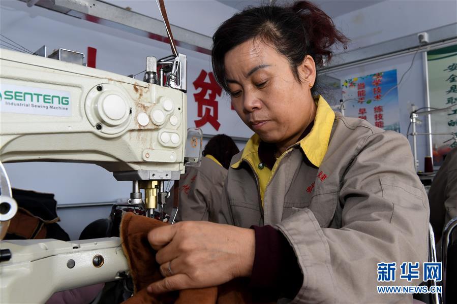 s货大声点c，懒烂你的b，电影高清在线观看 示例图 - 说明文字