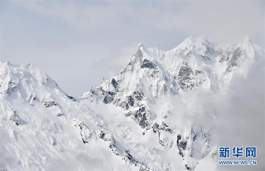 上半年全国社会物流总额1674万亿元，恢复稳定态势持续 示例图 - 说明文字