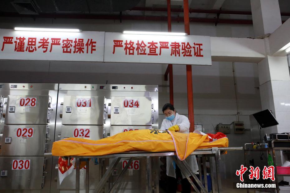 五情天综合基地揭秘幸福秘密 示例图 - 说明文字