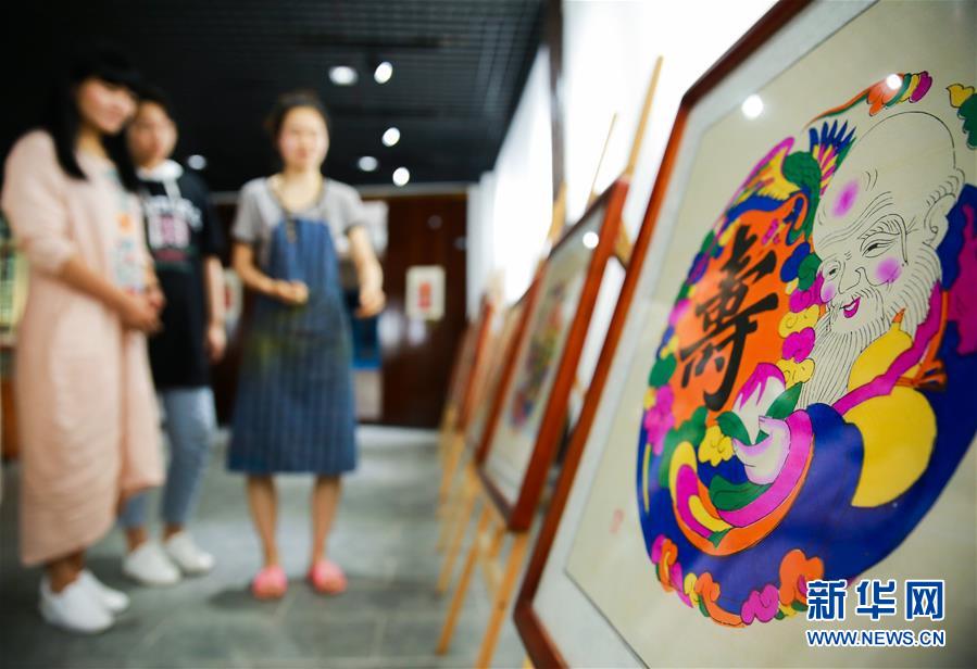 从指尖传出的认真的热情樱花动漫在线播放 示例图 - 说明文字