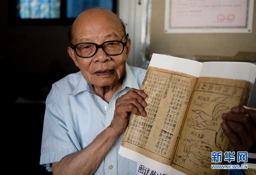 尽情在房间里玩耍游戏冷狐版下载-2021最新冷狐游戏下载链接 示例图 - 说明文字