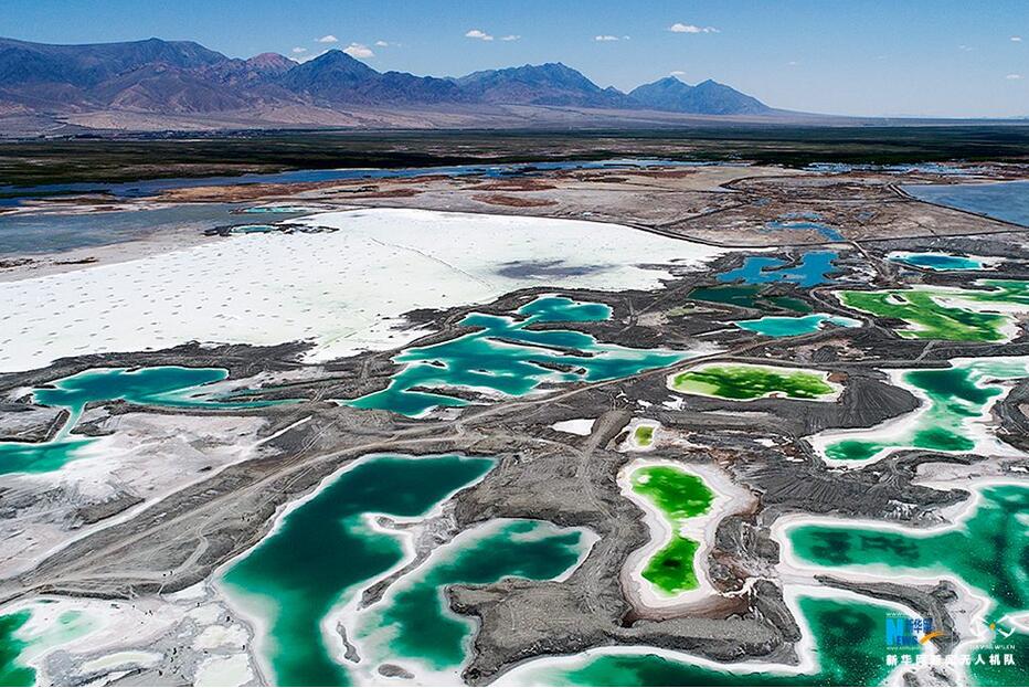 尝心蜜迈开腿尝尝你的草莓 示例图 - 说明文字