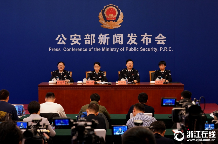 ...atri -my dear moments-手机版v 示例图 - 说明文字